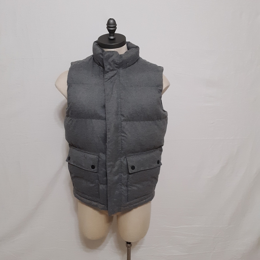 Puffer Jacket from Old Navy. Gray SZ L EUC